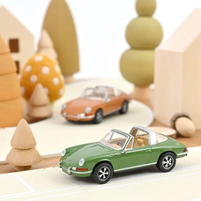 Norev Jet-car Porsche 911 Targa 1969 voiture miniature 1/43 verte