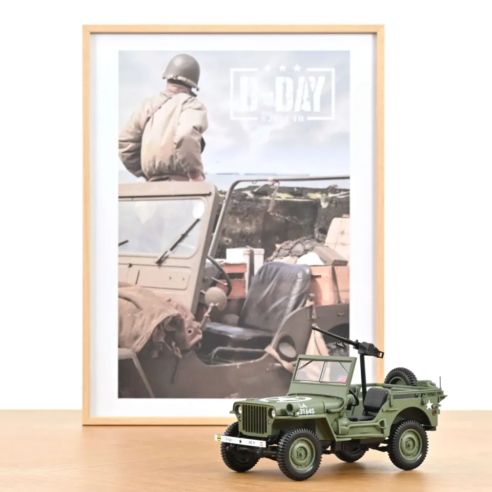 Norev Jeep Militaire 1944 D-Day miniature 1/18