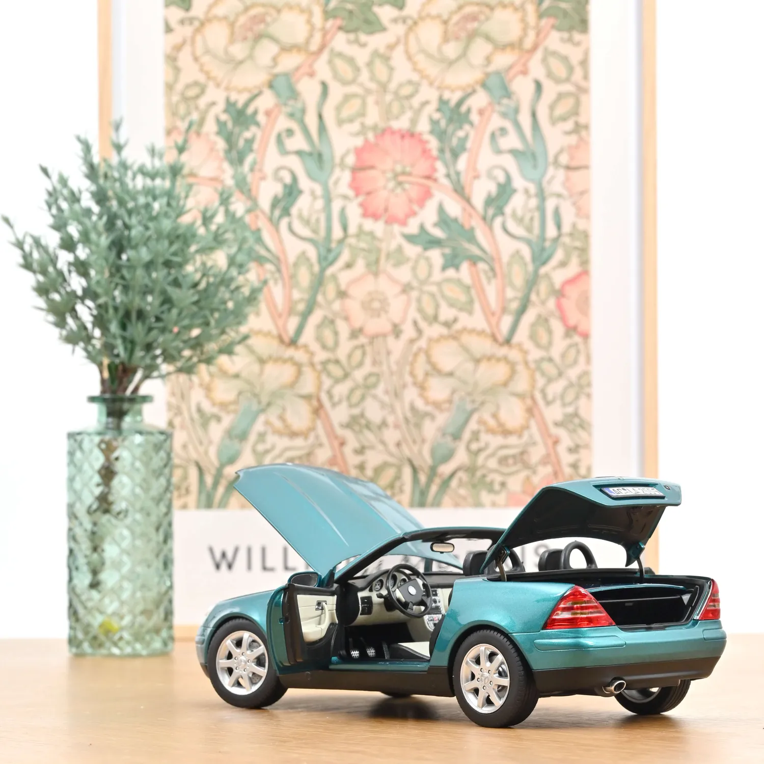 Norev Mercedes-Benz SLK 1996 miniature 1/18 vert vivianit