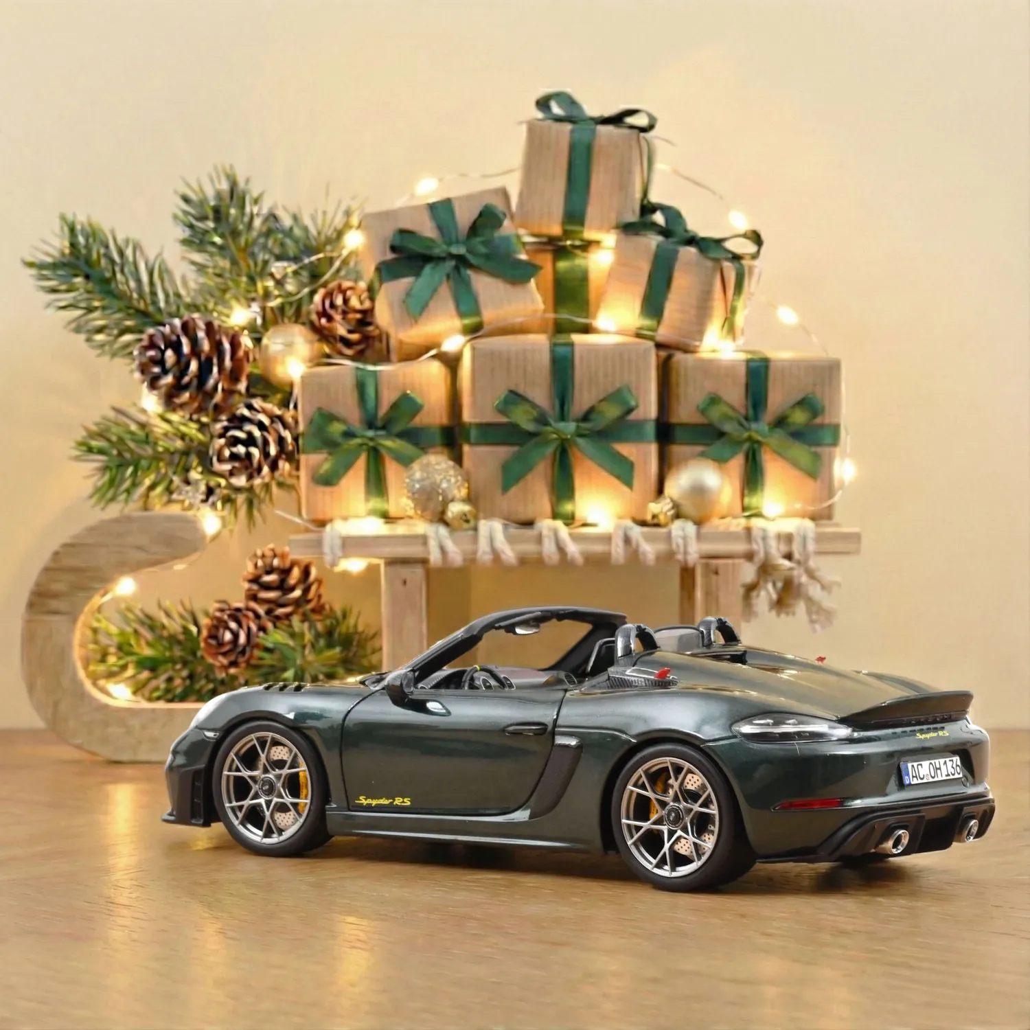 Norev Porsche 718 Spyder RS Weissach miniature 1/18 vert 2023