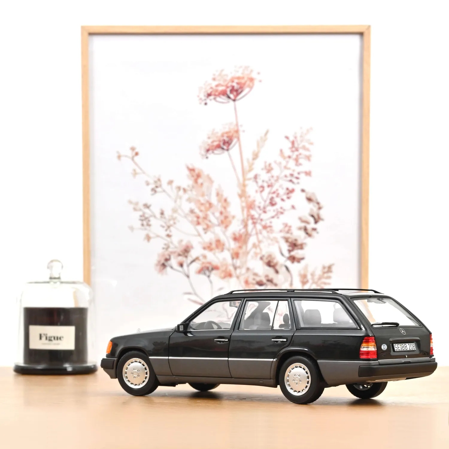 Norev Mercedes 300 D T-Modell 1990 miniature 1/18 bleu