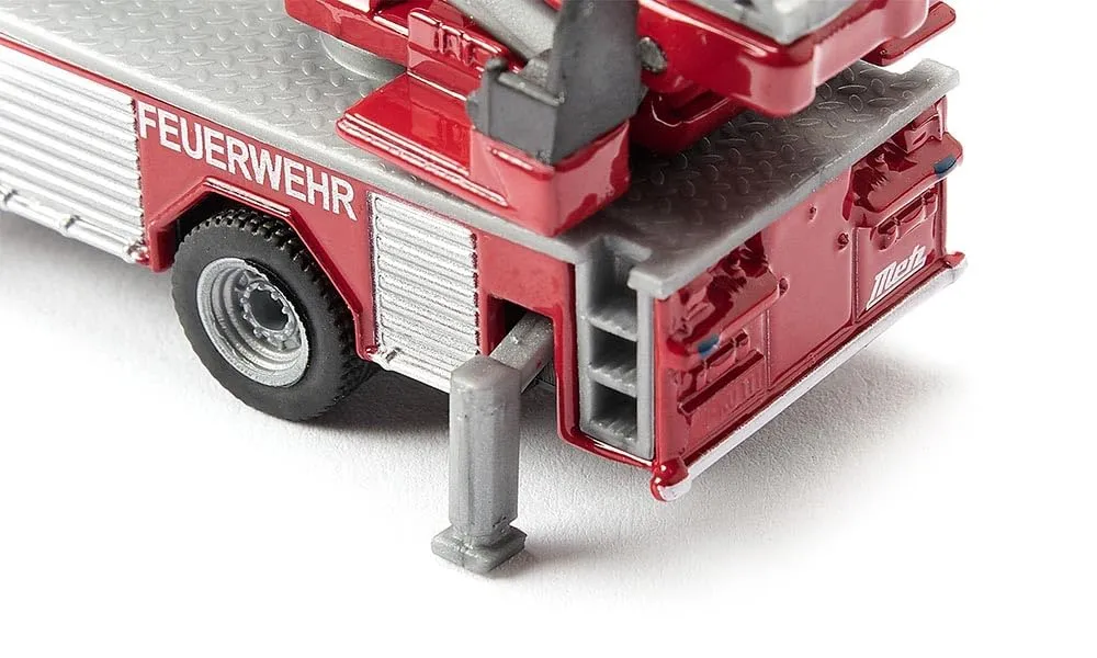 Siku Super 1841 camion pompiers miniature rouge échelle