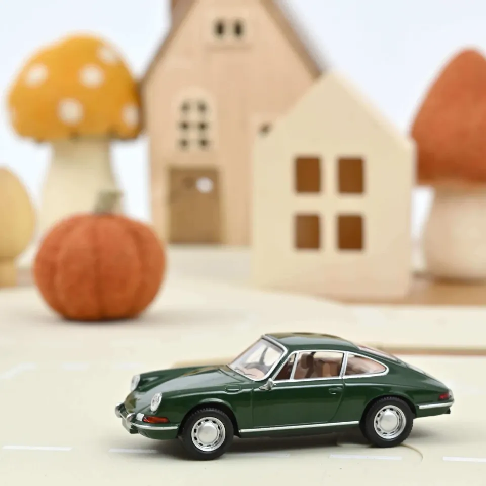 Norev Porsche 911 1969 miniature 1/43 Vert Irlandais