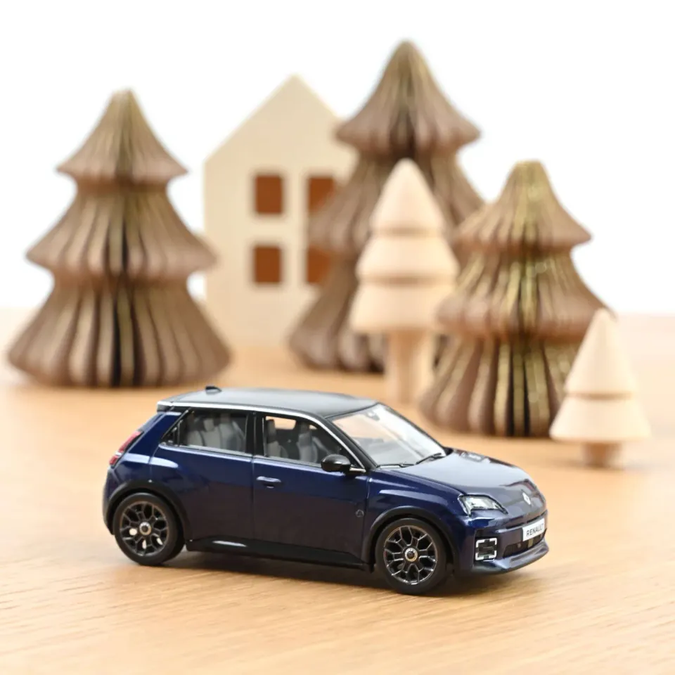 Norev Renault 5 E-Tech 2025 voiture miniature 1/43 bleu nocturne