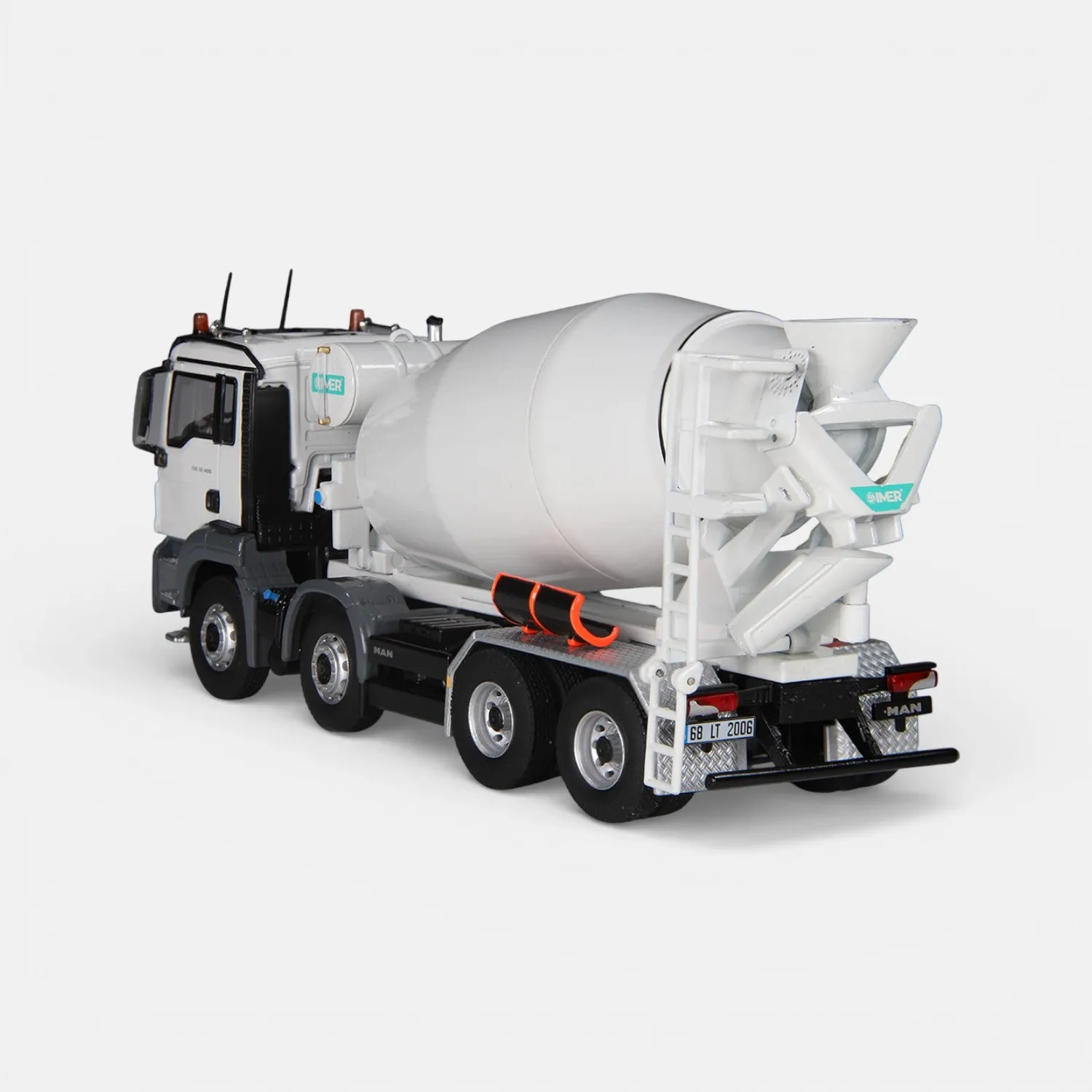 NZG MAN TGS 8x4 IMER miniature toupie 1:50 zinc