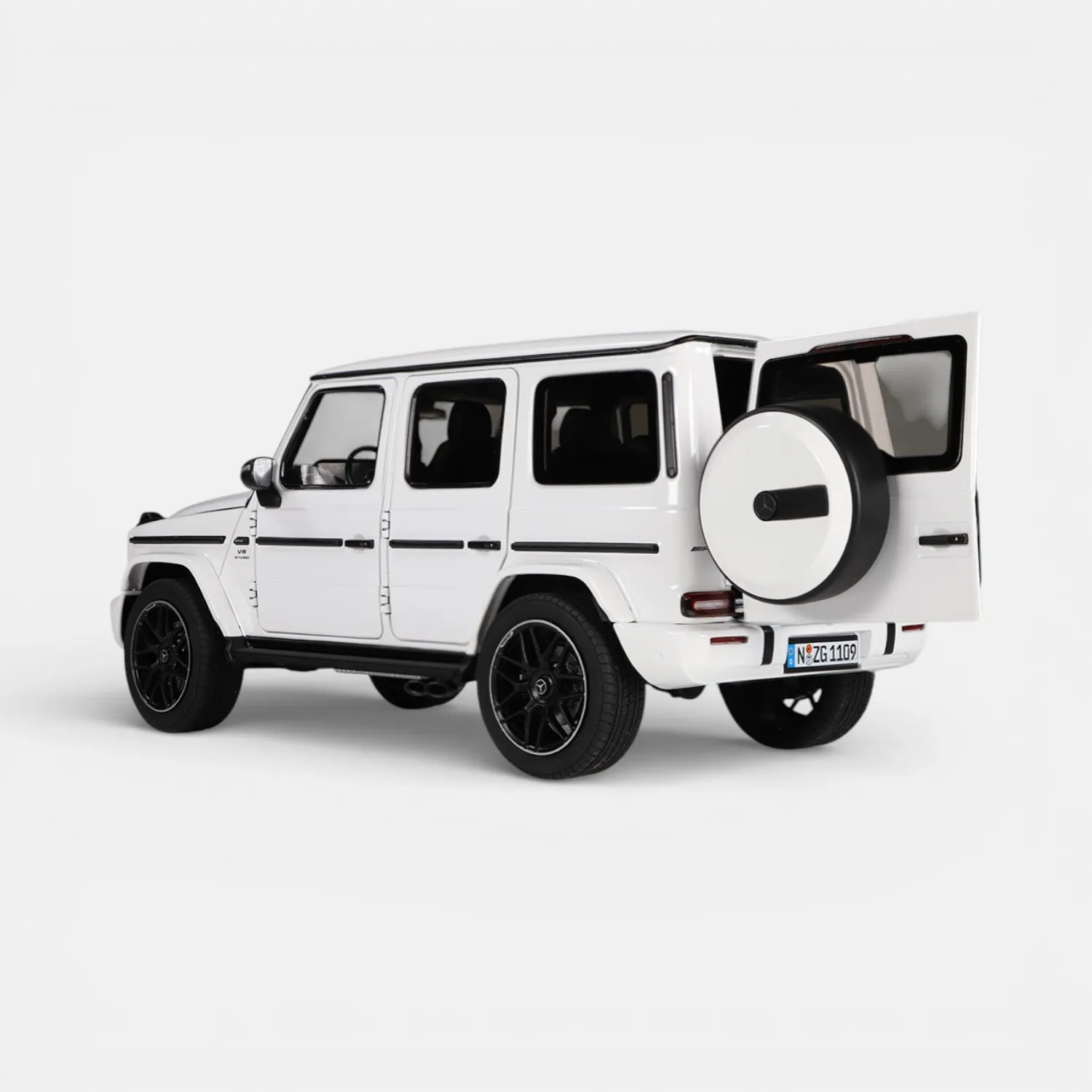NZG Mercedes-AMG G 63 4x4² voiture miniature 1/18 métal