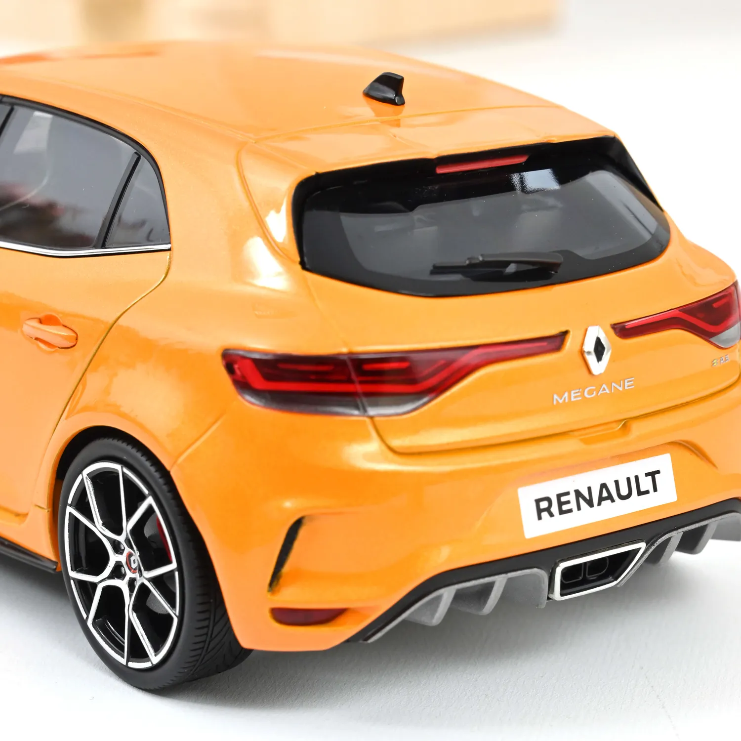 Norev Renault Mégane R.S. Trophy 2022 miniature 1/18 orange