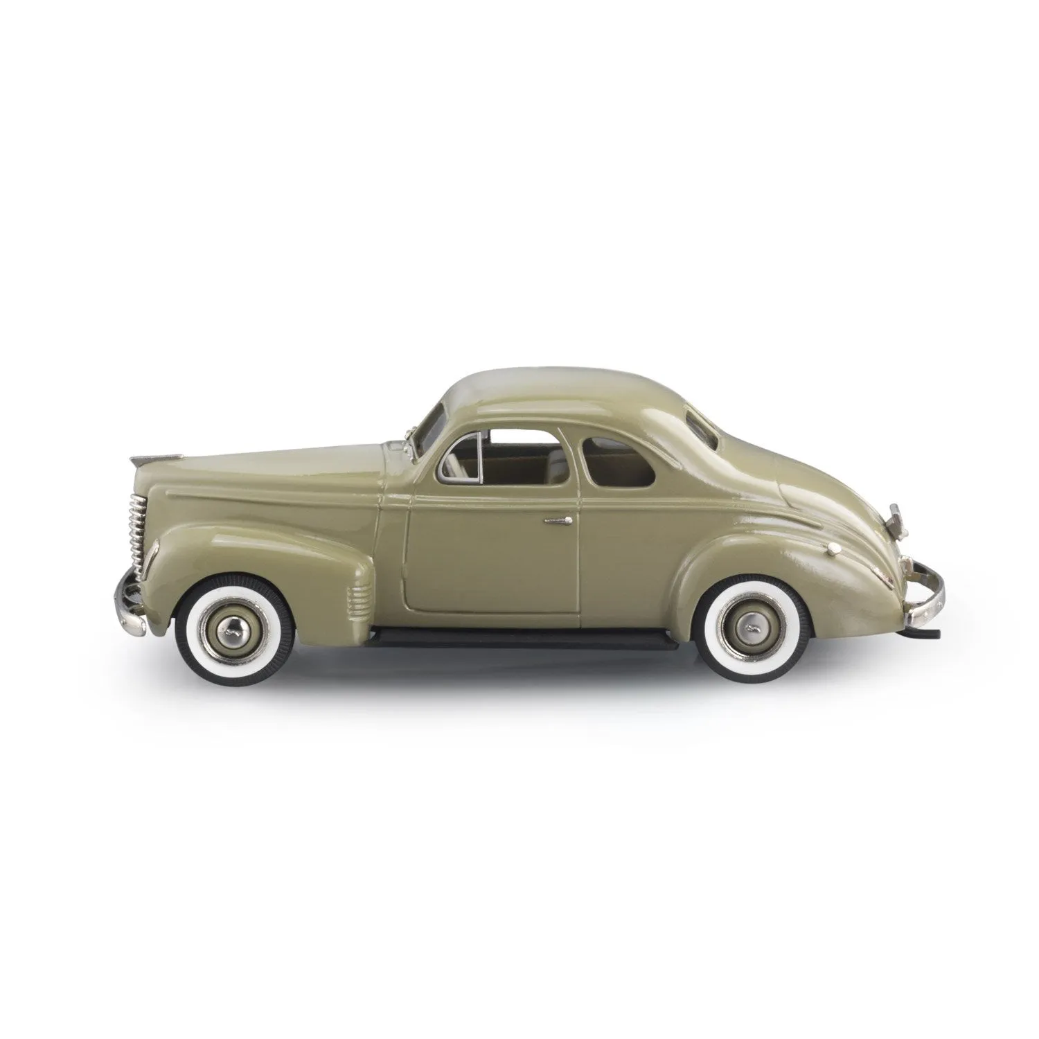Brooklin 1939 Nash Ambassador 8 coupé miniature verte