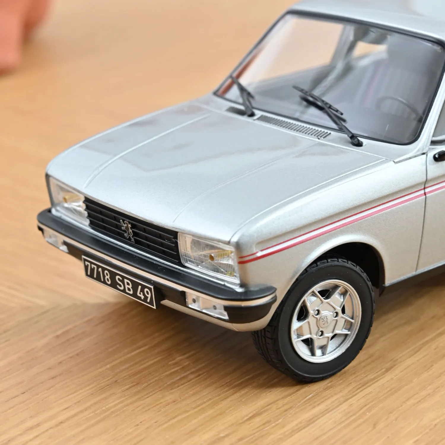 Norev Peugeot 104 S 1981 miniature 1/18 gris 104 ex