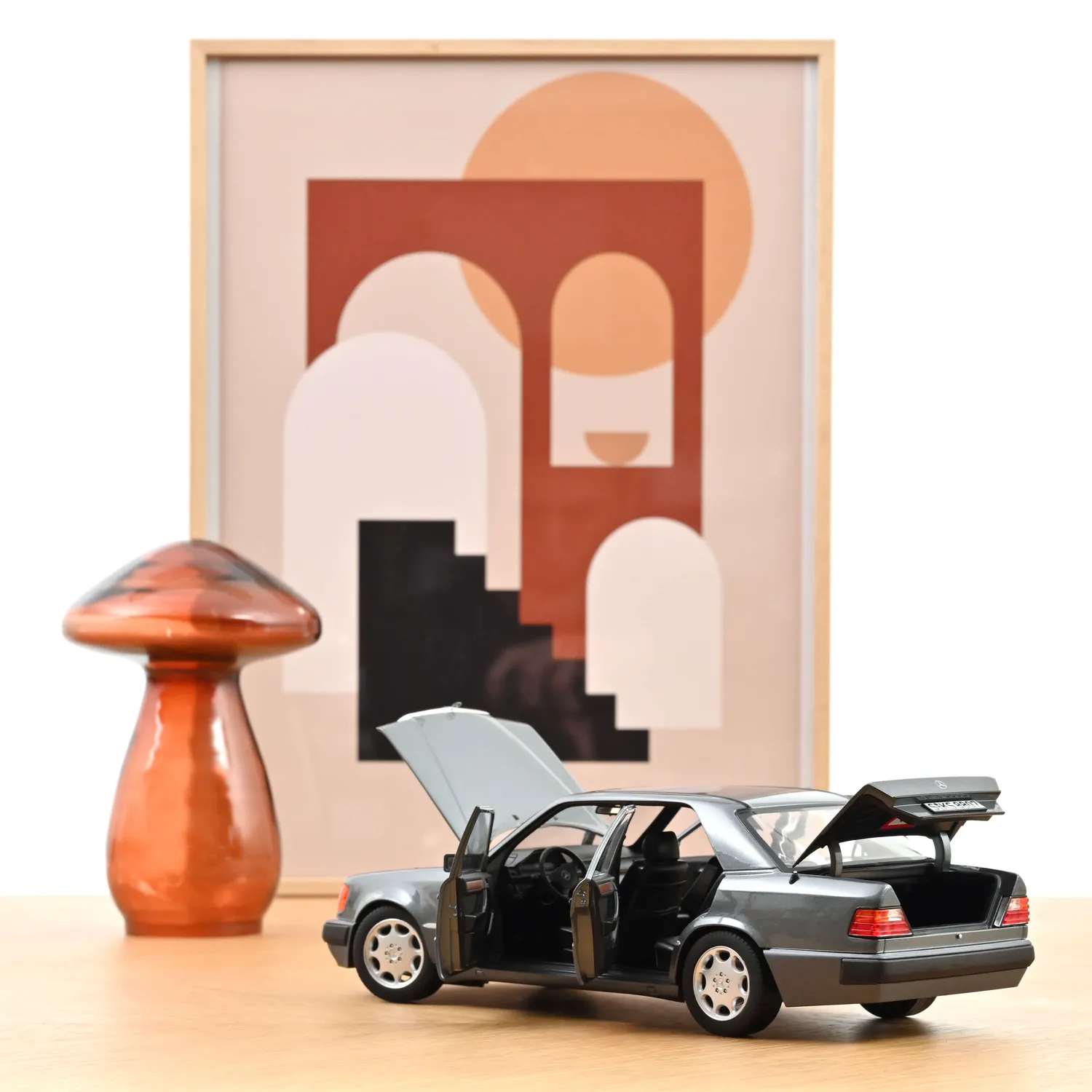 Norev Mercedes 500 E 1990 miniature 1/18 gris métallisé