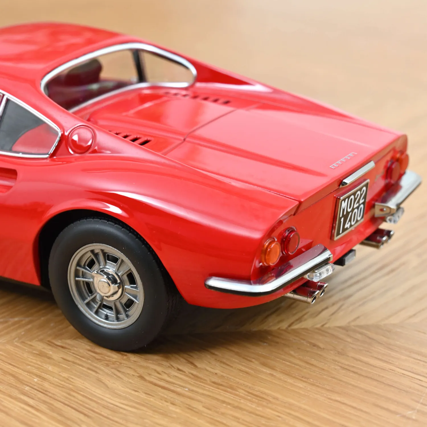 Norev Dino 246 GT 1968 miniature 1/18 rouge Chiaro