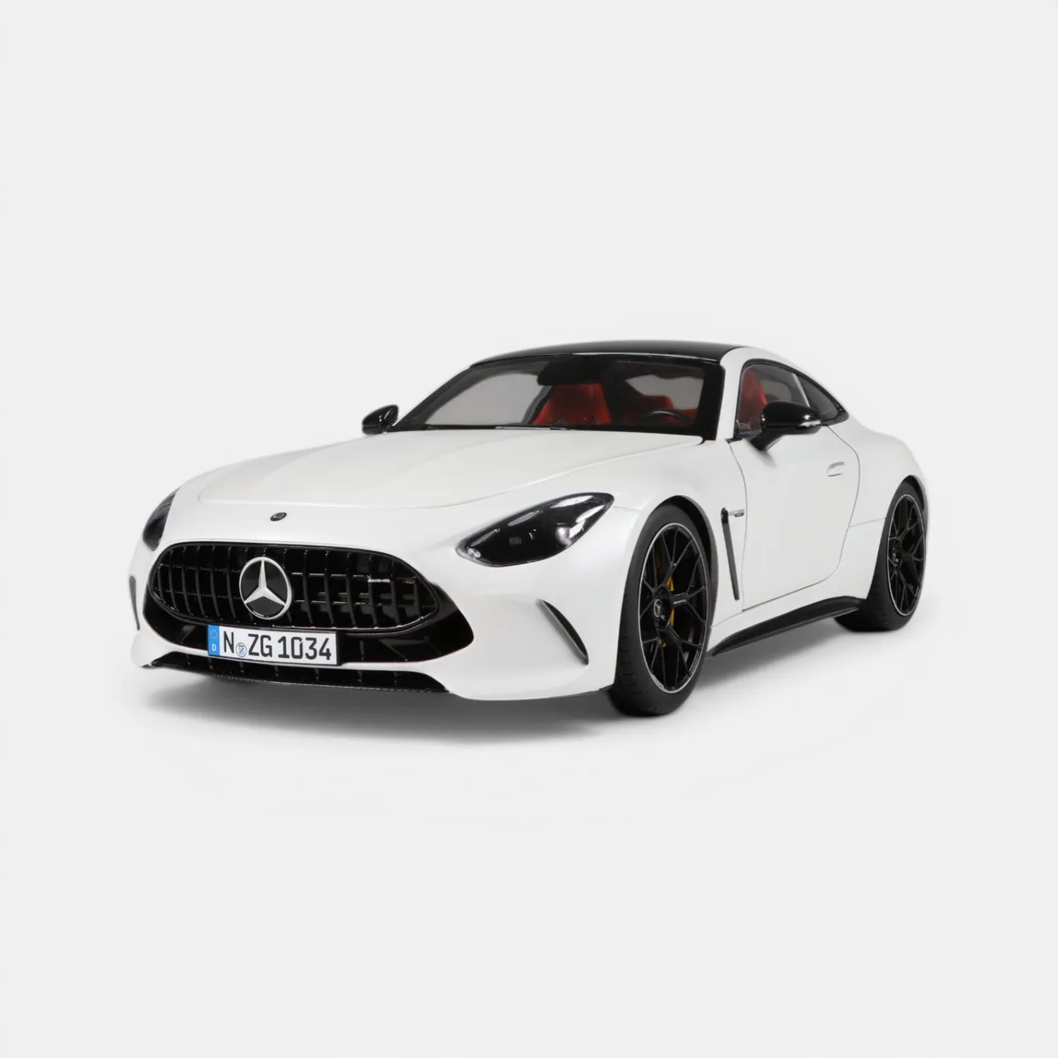 NZG Mercedes-AMG GT 63 voiture miniature 1:18 blanc opalithe
