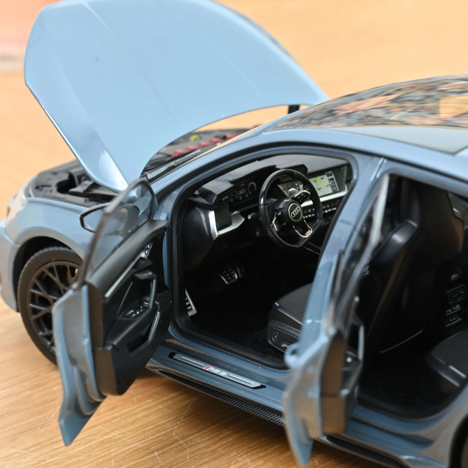 Norev Audi RS 3 Sportback 2025 miniature 1/18 gris kemora