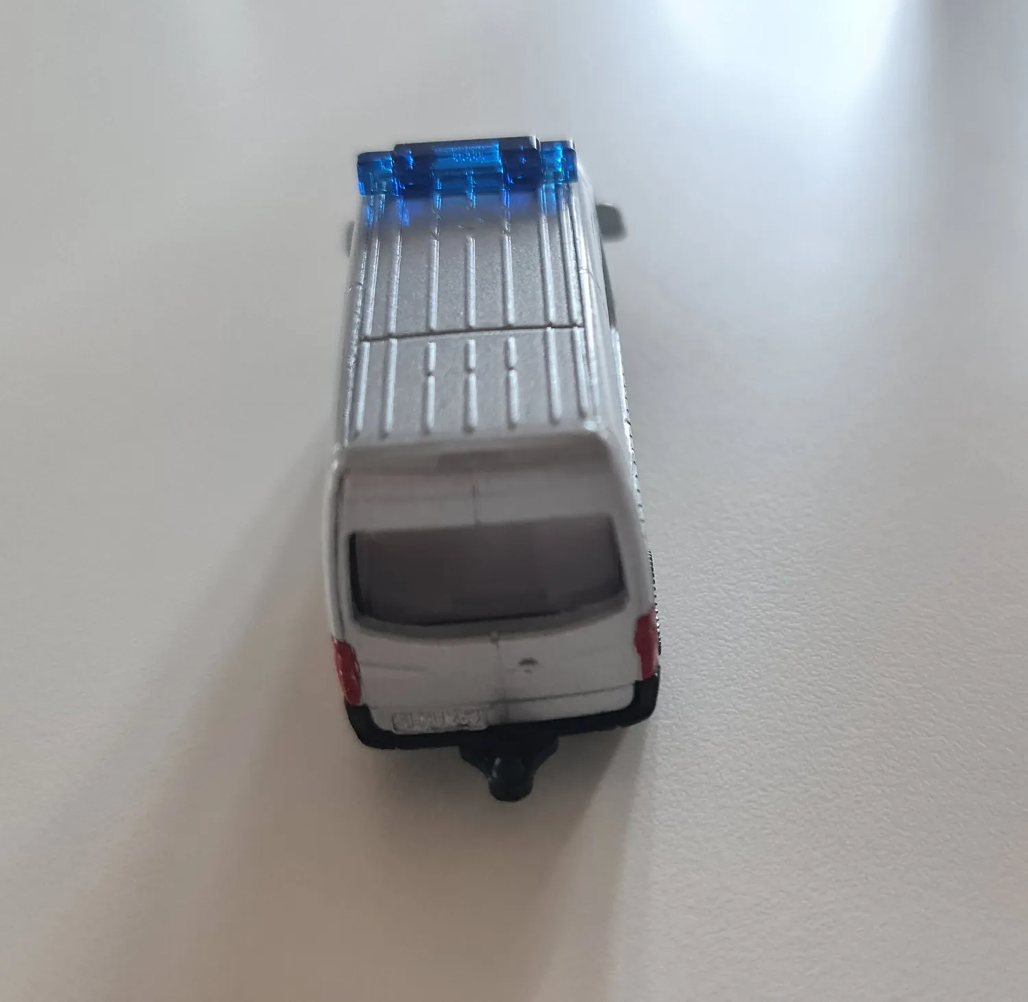 Siku 0804 fourgon police jouet métal 8,2 cm argenté