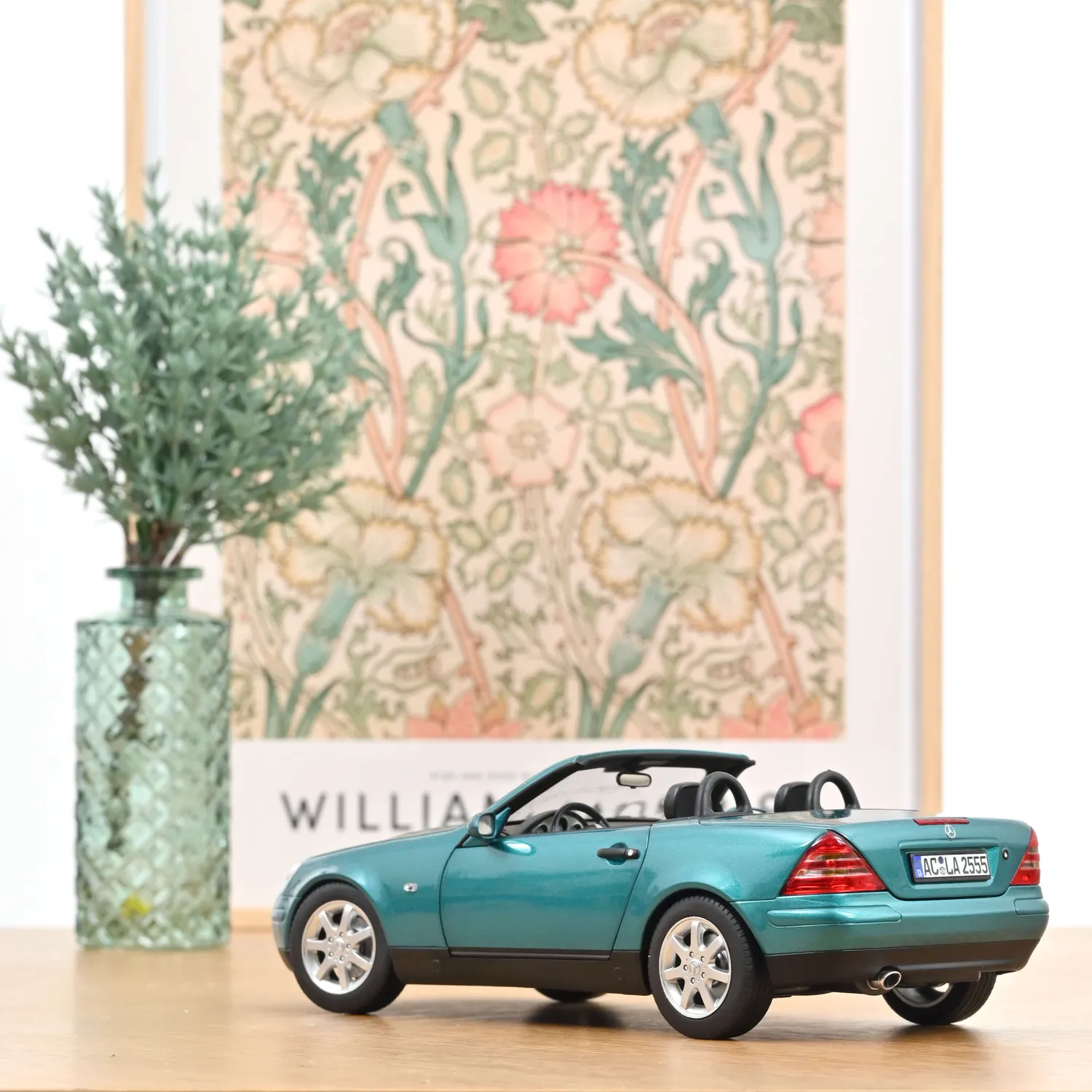 Norev Mercedes-Benz SLK 1996 miniature 1/18 vert vivianit