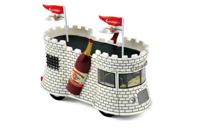 Norev Camion Château Castle 1966 miniature 1/43
