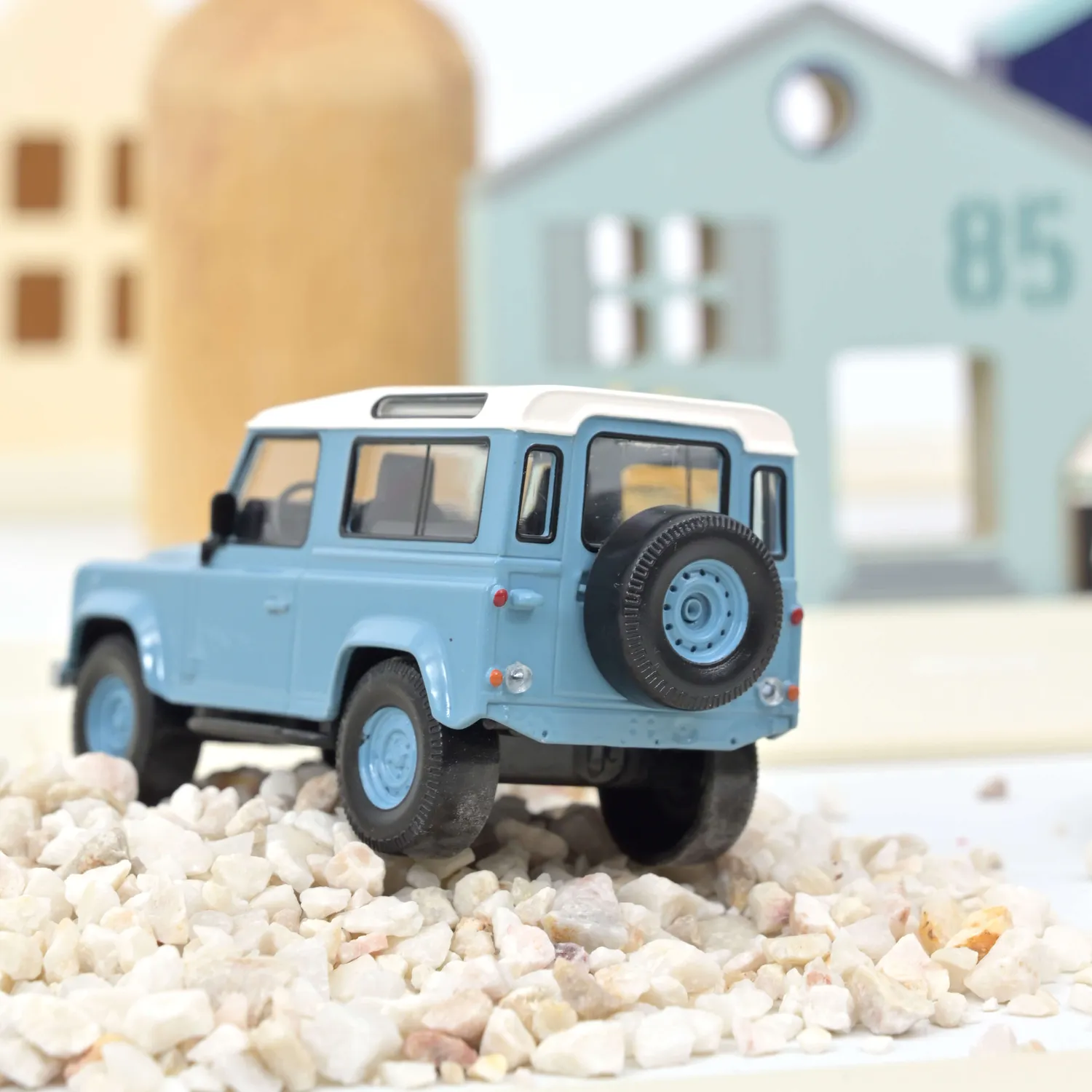 Norev Land Rover Defender 1995 Jet-car 1/43 bleu jouet