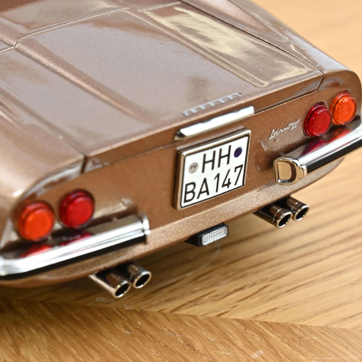 Norev Dino 246 GTS 1970 miniature 1/18 nocciola 200 pcs