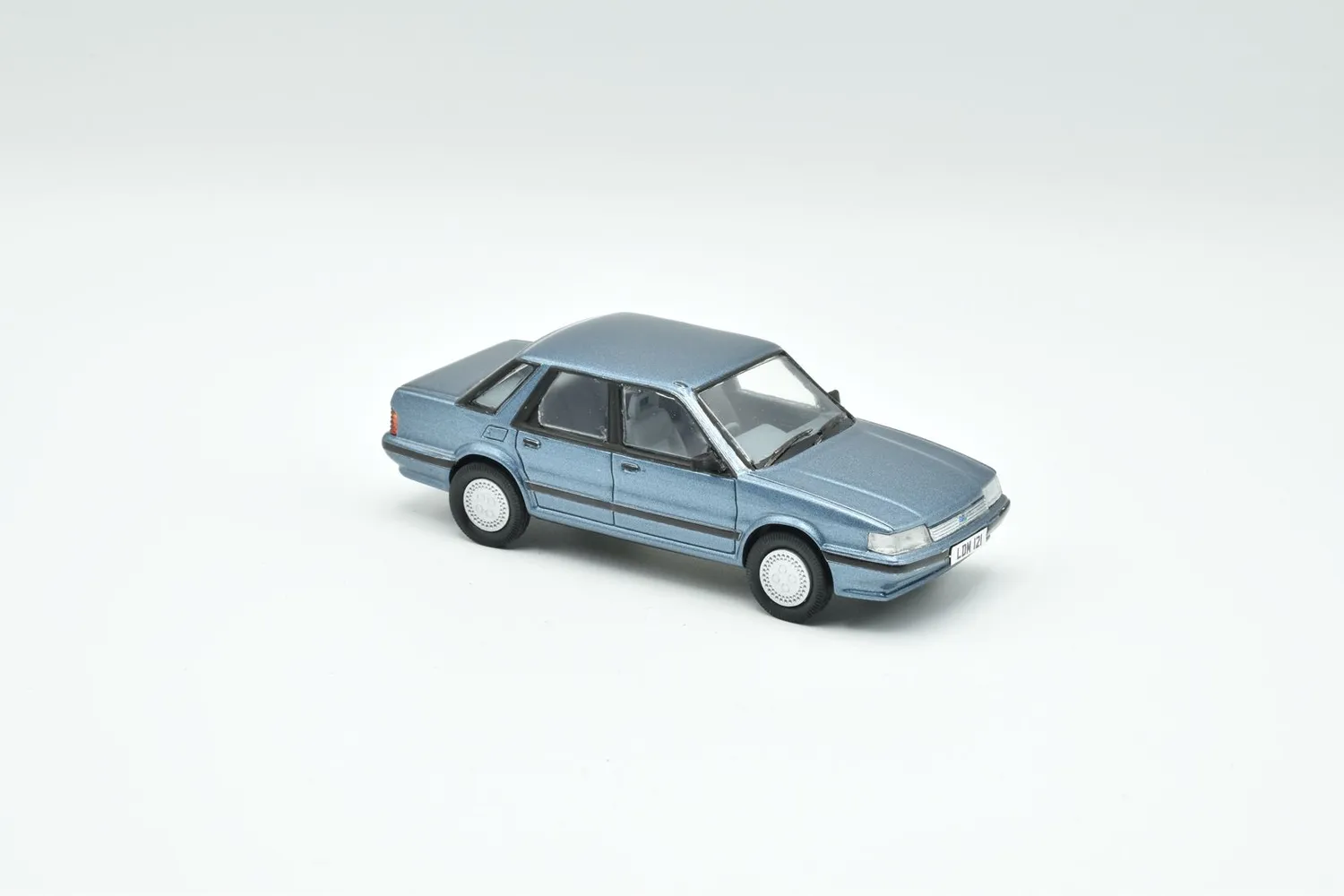 Lansdowne Austin Montego 1.6L 1984 miniature bleue métal