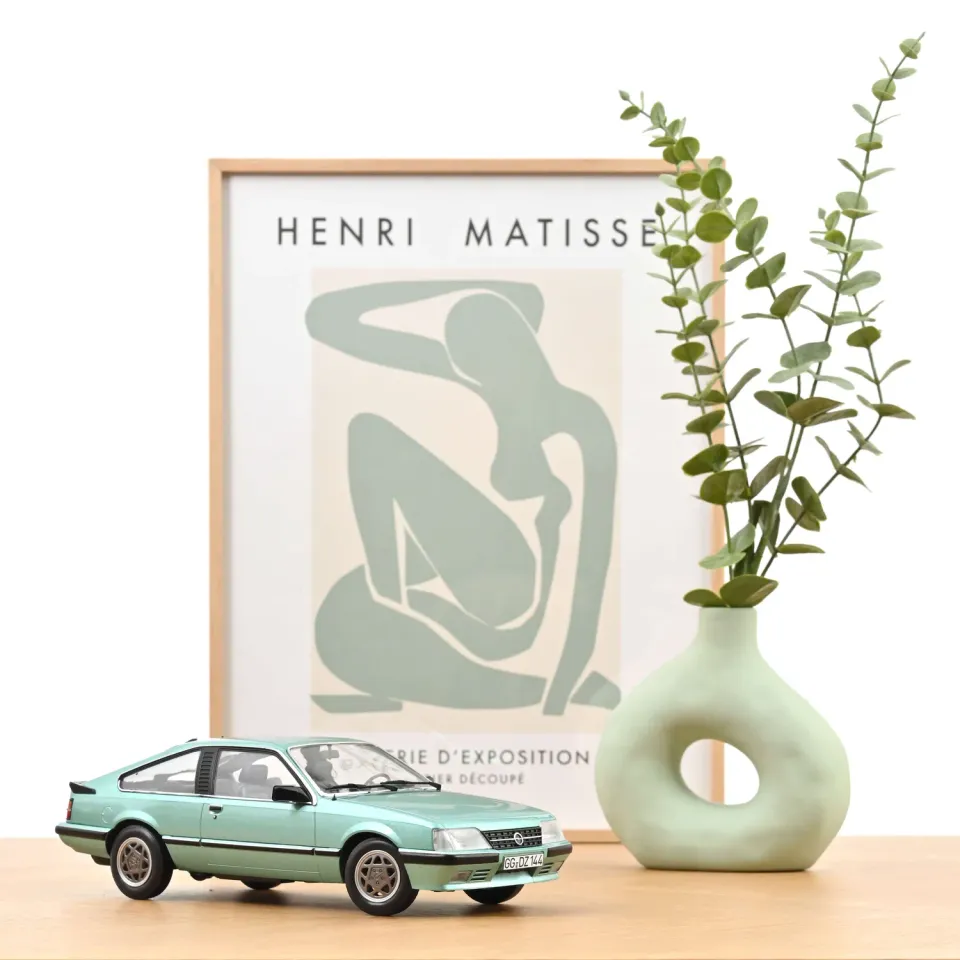 Norev Opel Monza 2.5 E 1983 voiture miniature 1/18 vert
