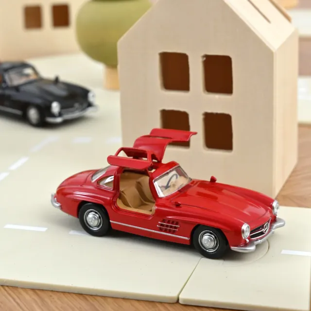 Norev Mercedes 300 SL 1954 Jet-car 1/43 rouge portes papillon
