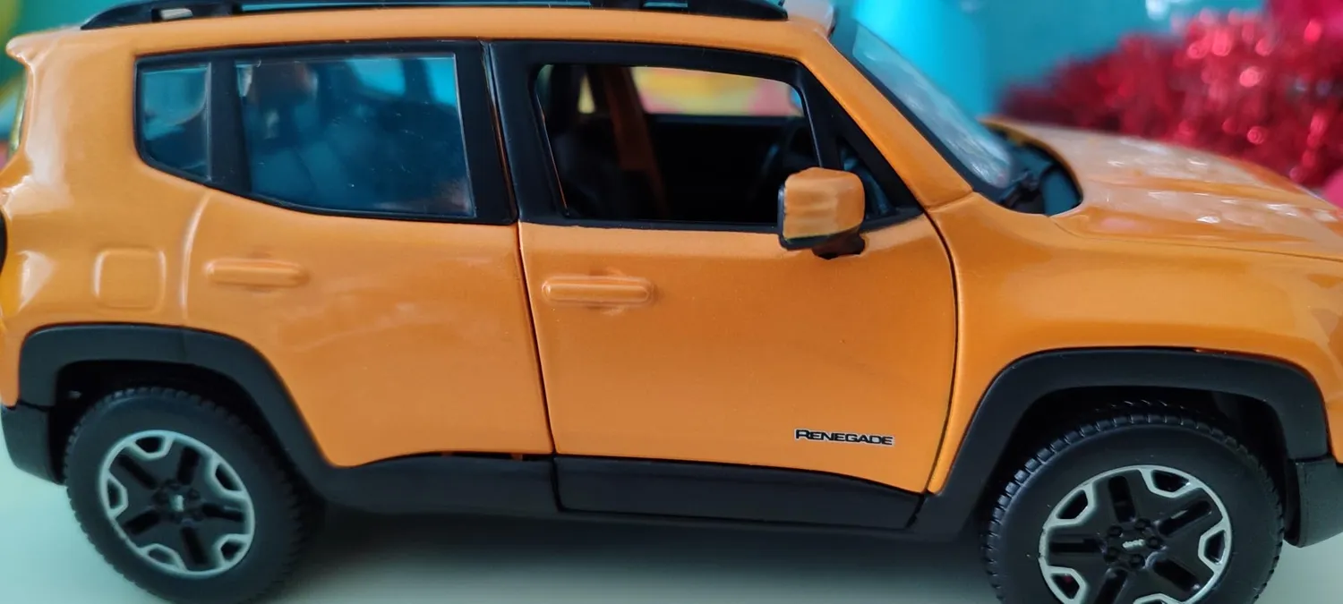 Maisto Jeep Renegade 2014 voiture miniature 1:24