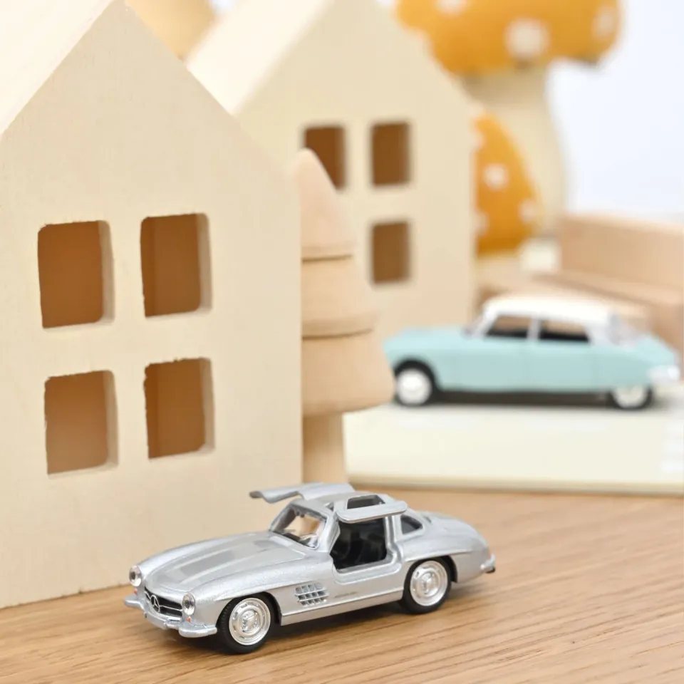 Norev Mercedes Benz 300SL voiture miniature 1/64 argent