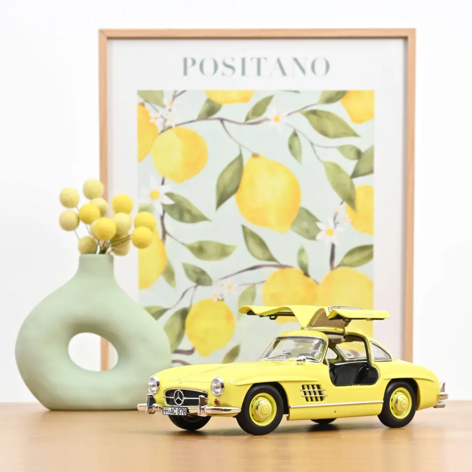 Norev Mercedes-Benz 300 SL 1954 miniature 1/18 jaune fantaisie 200 pcs