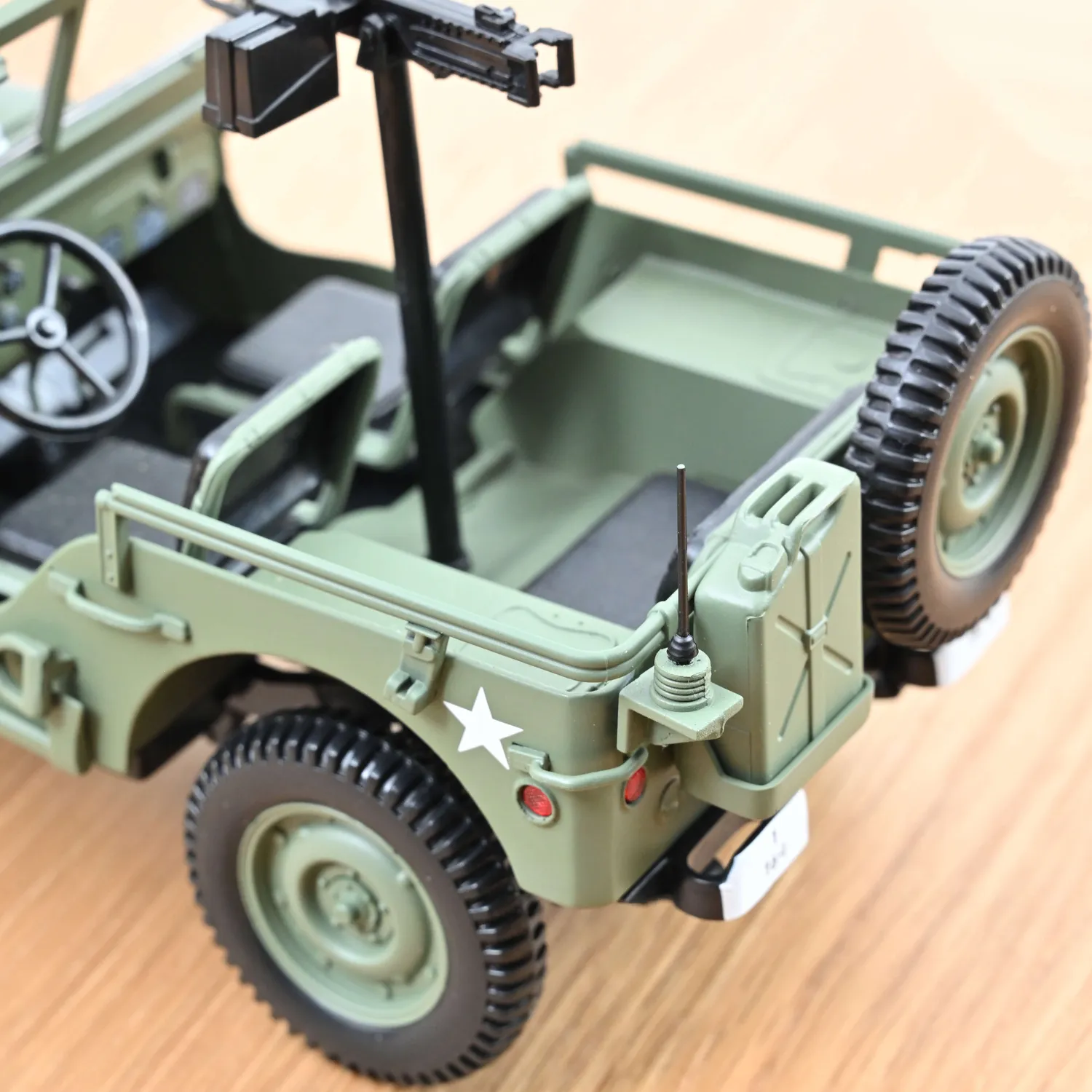 Norev Jeep Militaire 1944 D-Day miniature 1/18