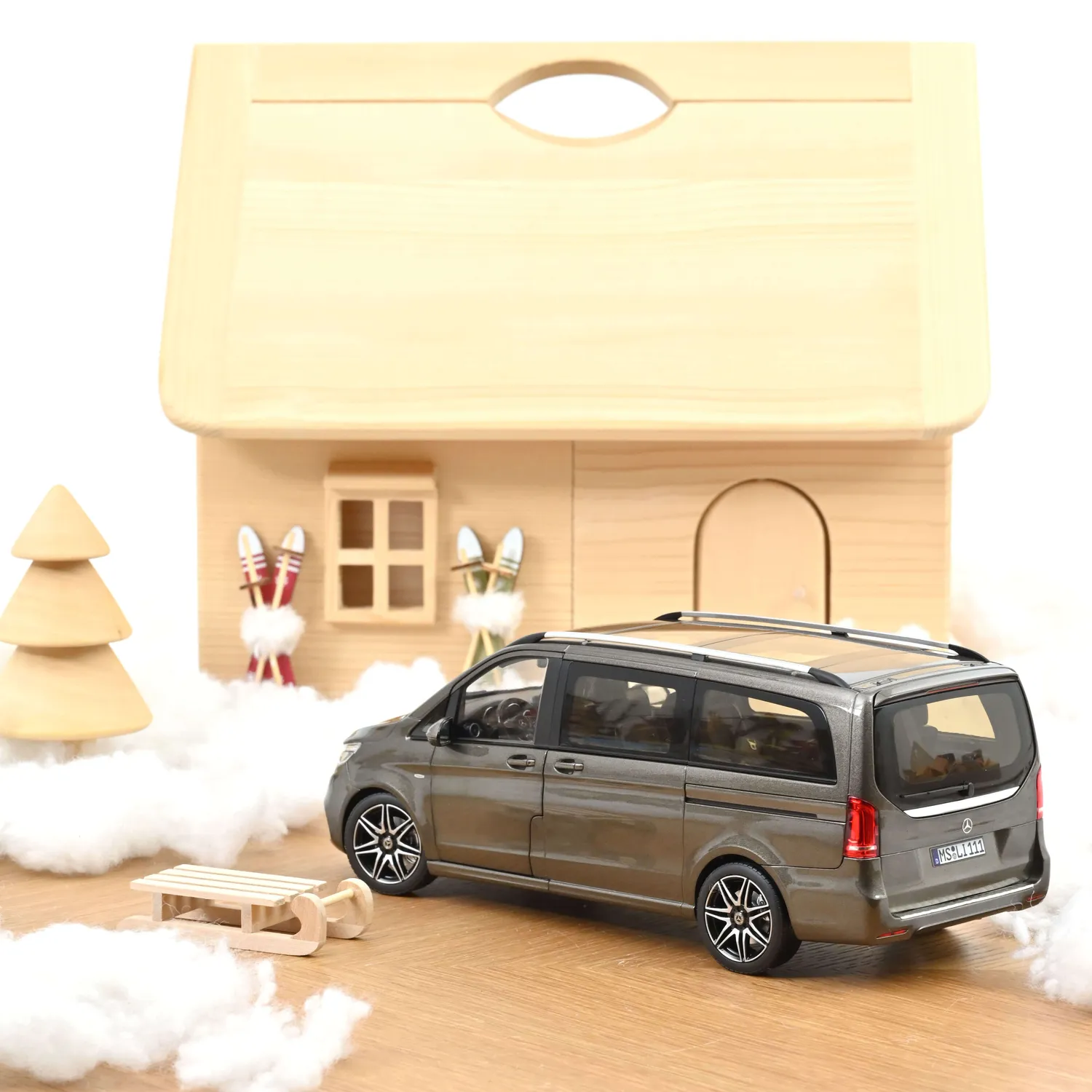 Norev Mercedes Classe V AMG-Line miniature 1/18 gris 2018