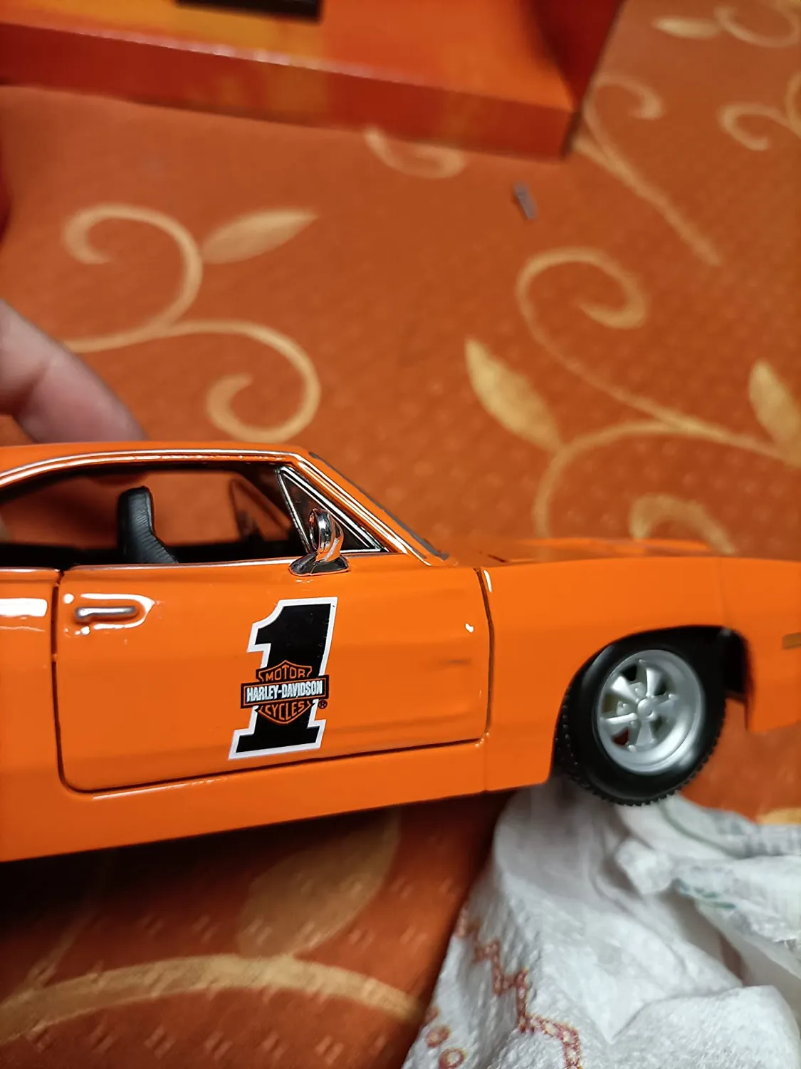 Maisto Dodge Charger R/T 1969 voiture miniature orange 1/24