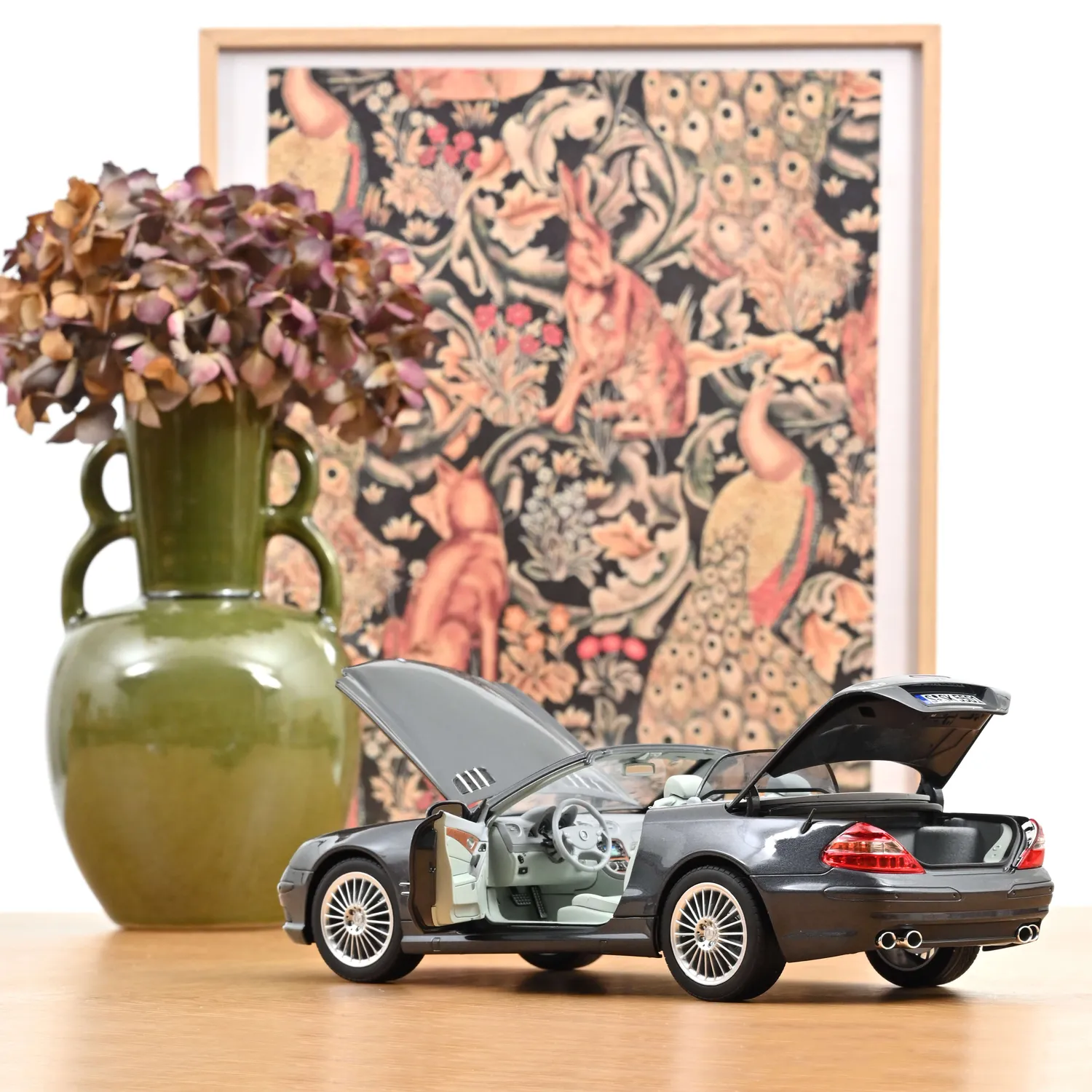 Norev Mercedes SL 55 AMG 2003 miniature 1/18 gris tactite