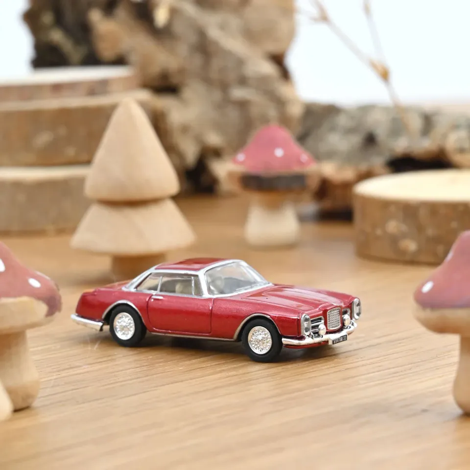 Norev Facel Vega Facel II 1961 miniature 1/87 rouge