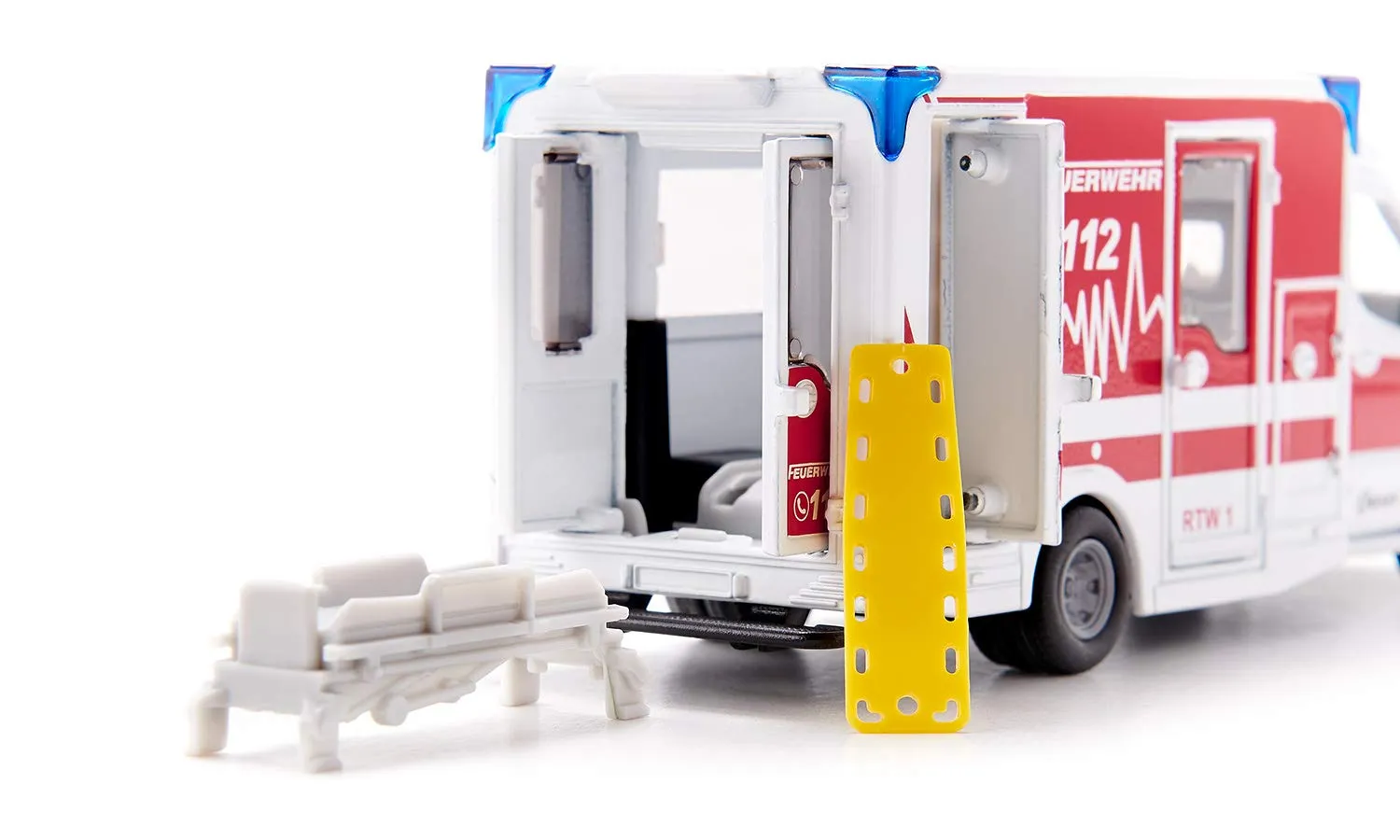 SIKU Super 2115 ambulance Sprinter 1:50 rouge 13,3 cm