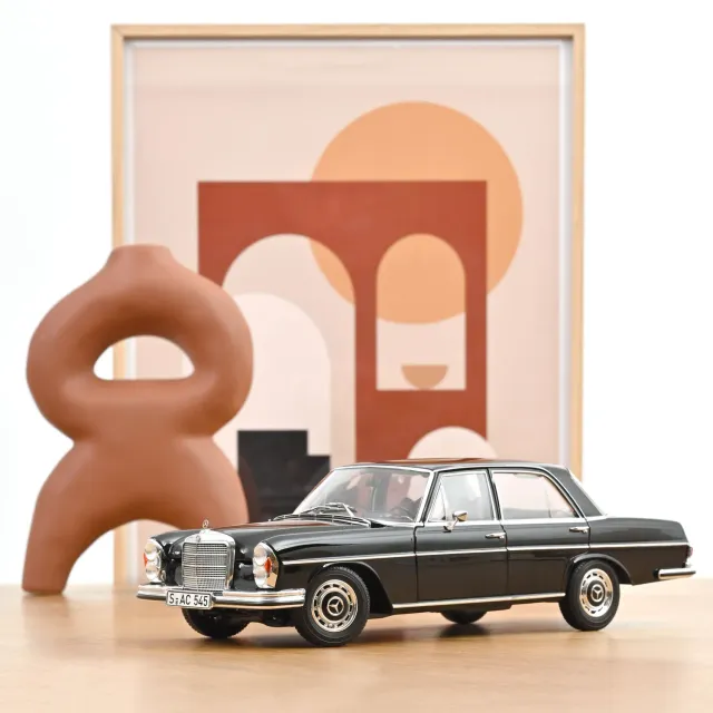 Norev Mercedes-Benz 280 SE 1968 voiture miniature 1/18 Noir