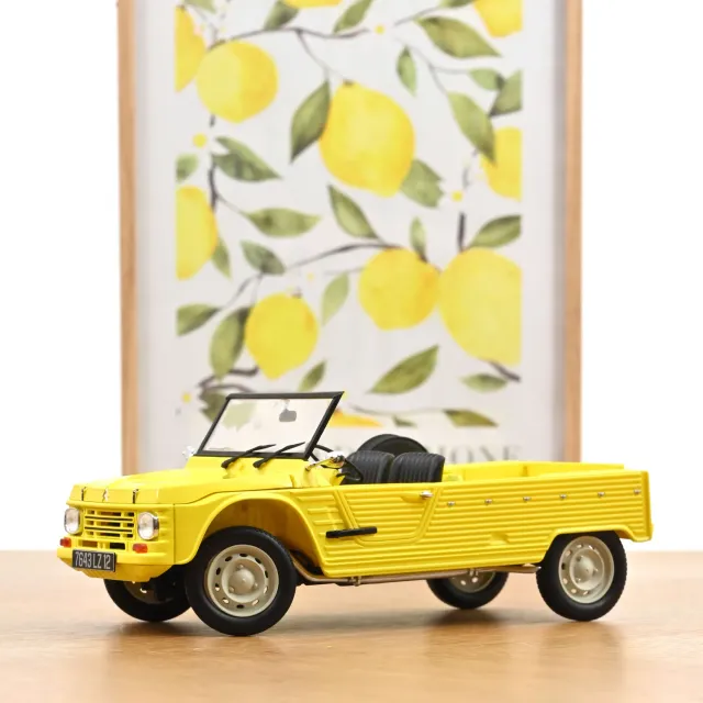 Norev Citroen Mehari 1983 voiture miniature 1/18 jaune