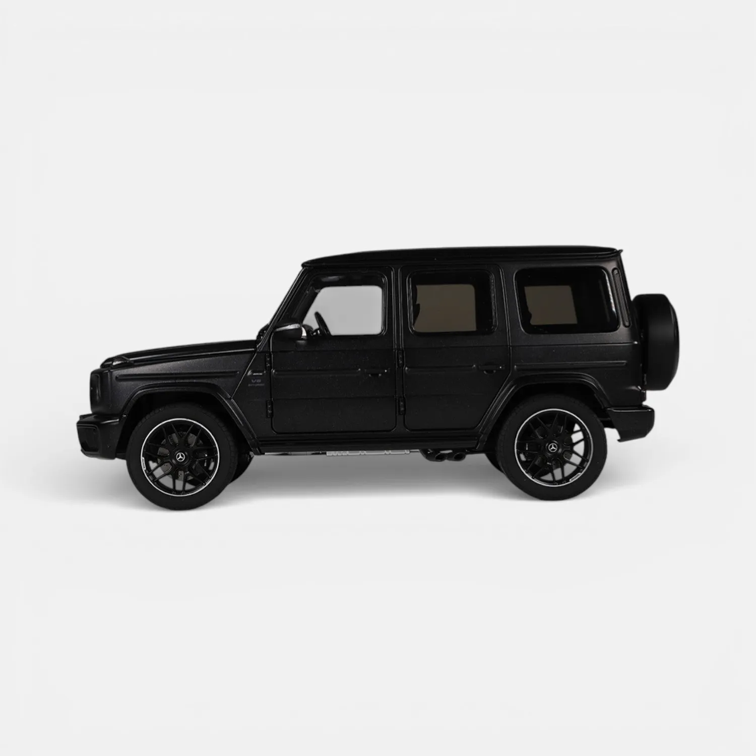 NZG Mercedes-AMG G 63 4x4² voiture miniature 1/18 métal