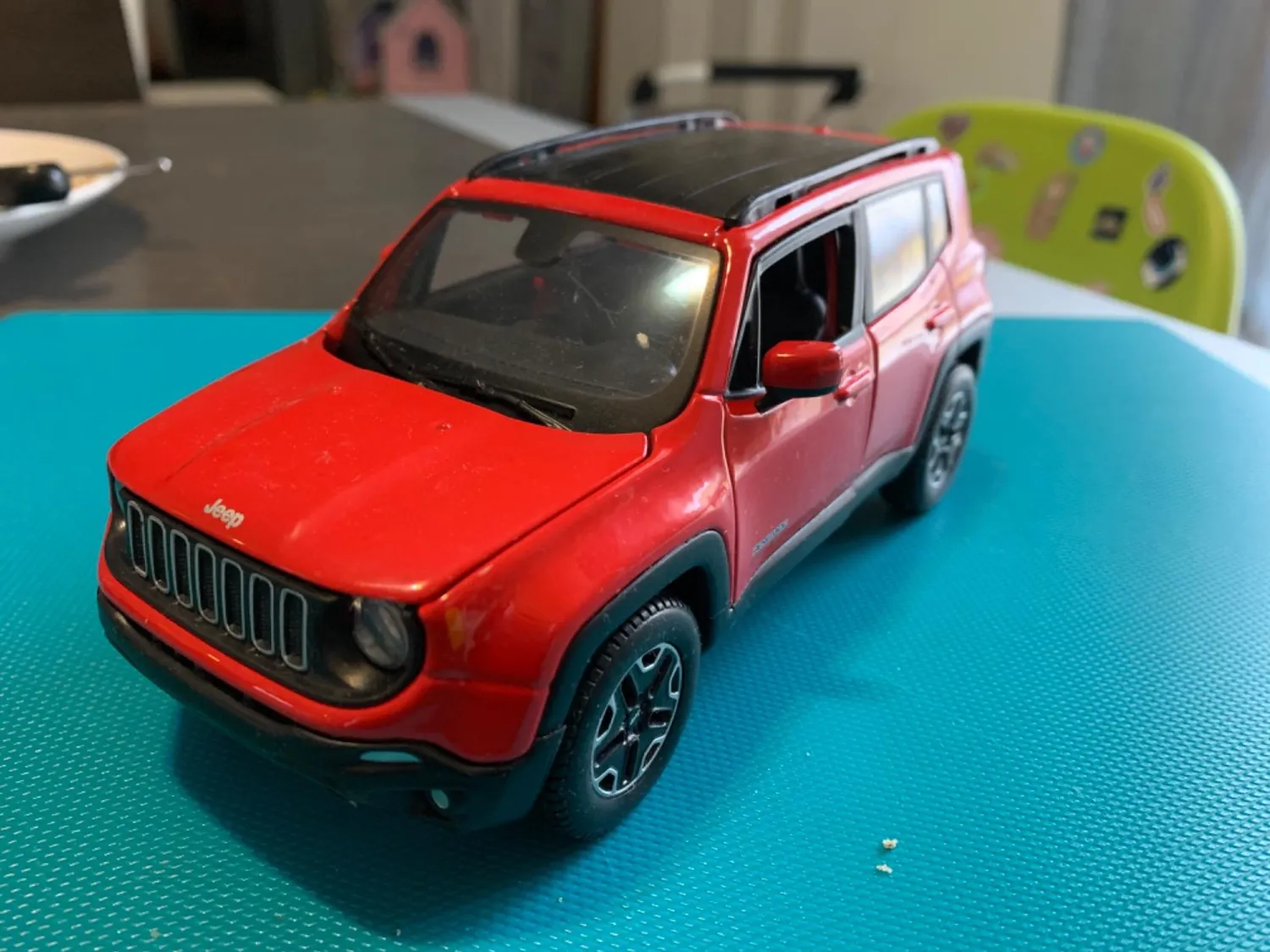 Maisto Jeep Renegade 2014 voiture miniature 1:24