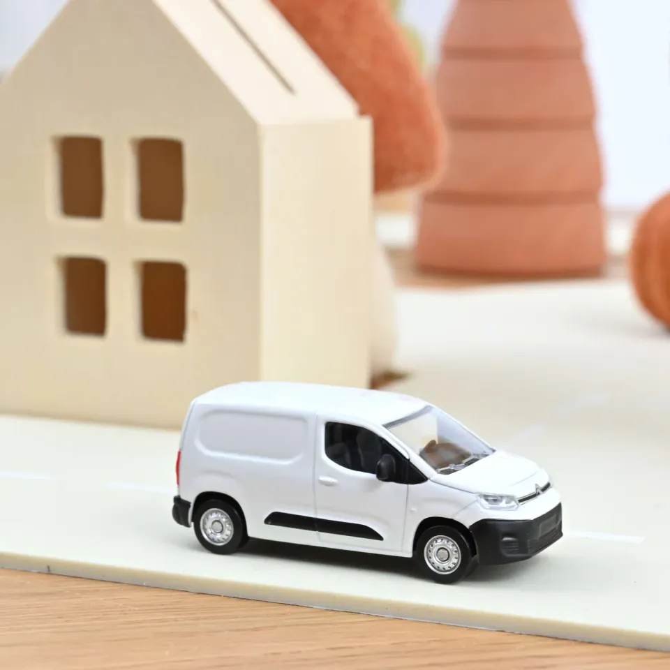 Norev Citroën Berlingo Van 2018 miniature 1/64 blanc