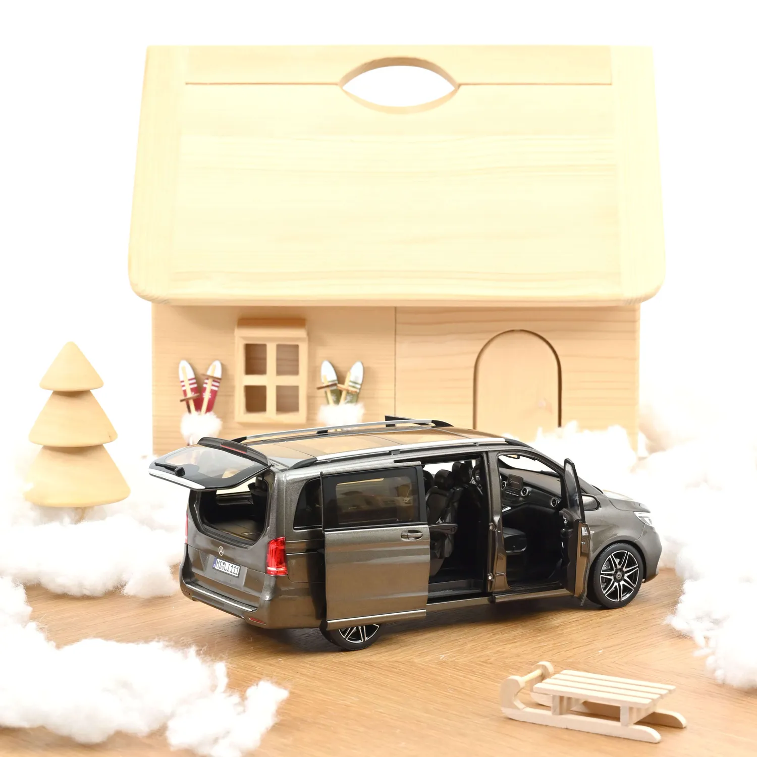 Norev Mercedes Classe V AMG-Line miniature 1/18 gris 2018