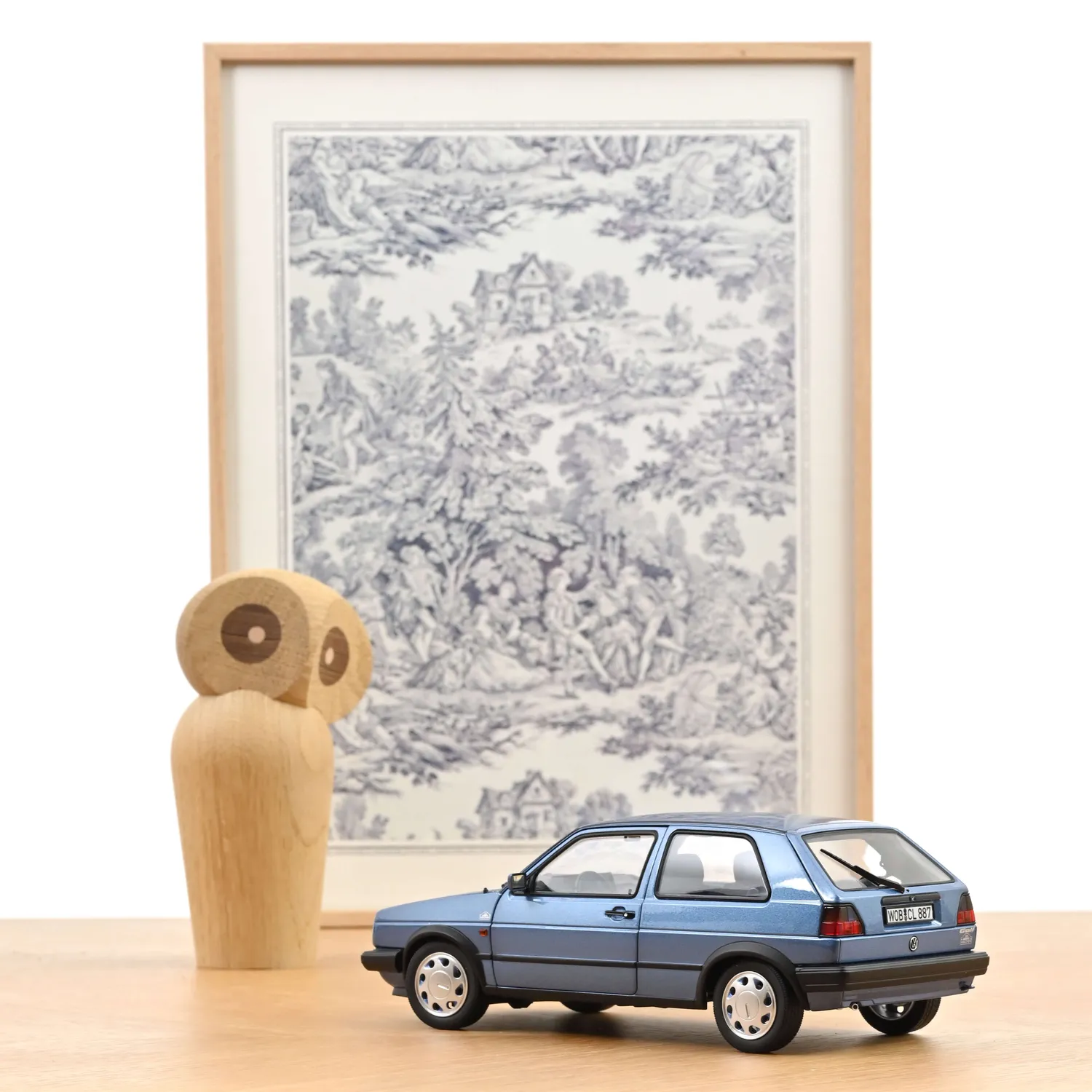 Norev VW Golf 10 Million 1988 miniature 1/18 bleue