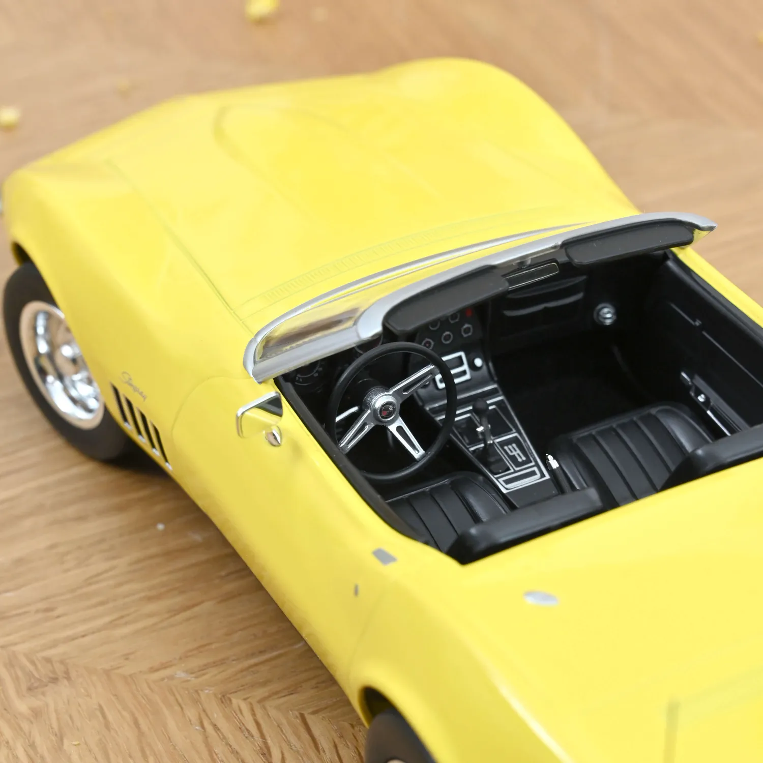 Norev Chevrolet Corvette 1969 miniature 1/18 Jaune Daytona découvrable