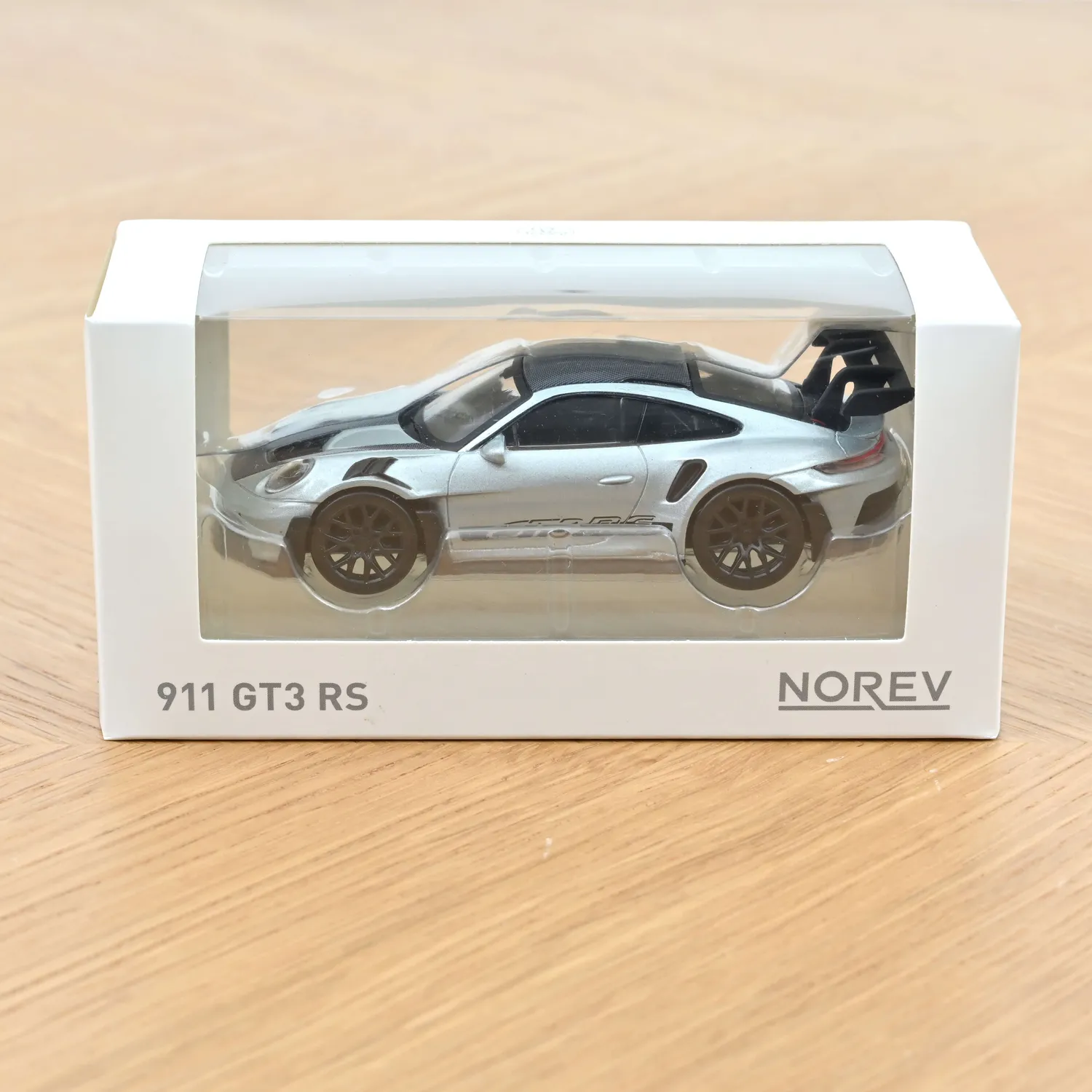 Norev Porsche 911 GT3 RS 2022 jet-car 1/43 argent noir