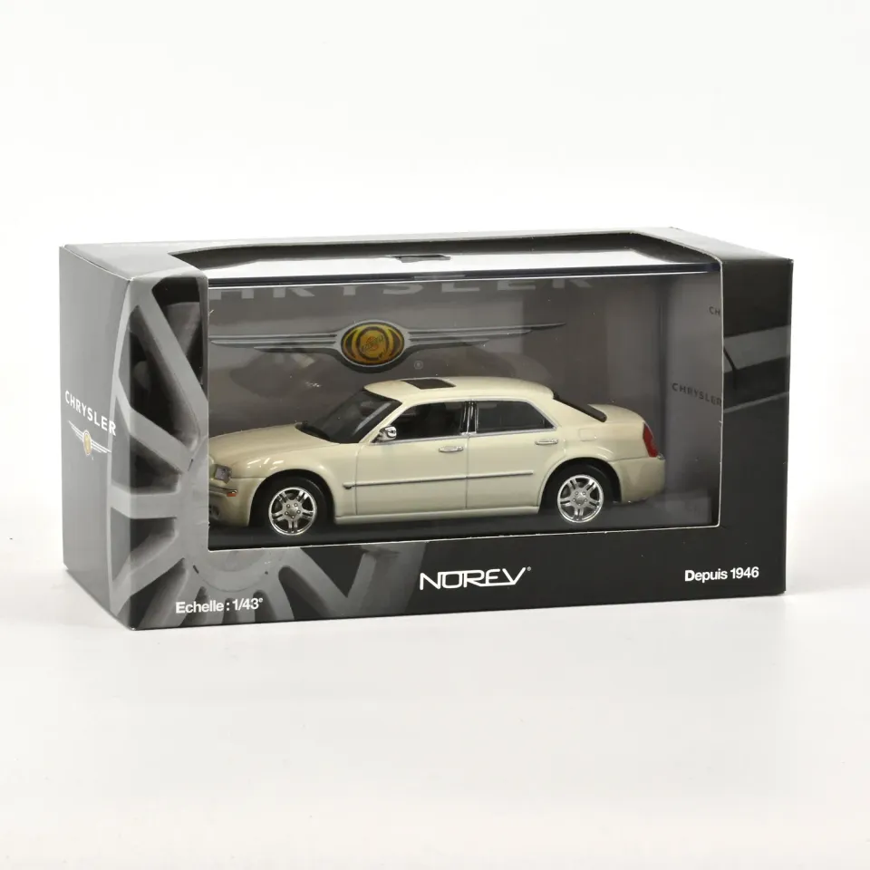 Norev Chrysler 300 C 2005 miniature 1/43 vanille
