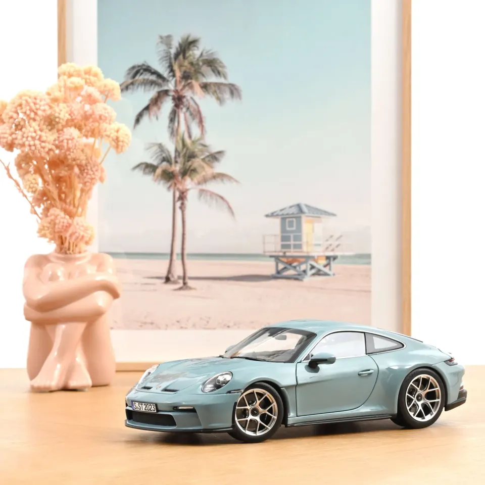 Norev Porsche 911 S/T 2023 miniature 1/18 bleu meissen