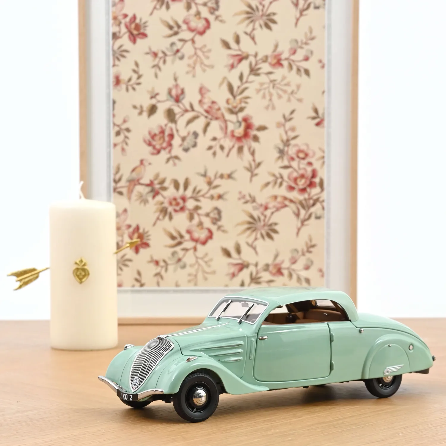 Norev Peugeot 402 Eclipse 1937 voiture miniature 1/18 verte 200 pcs