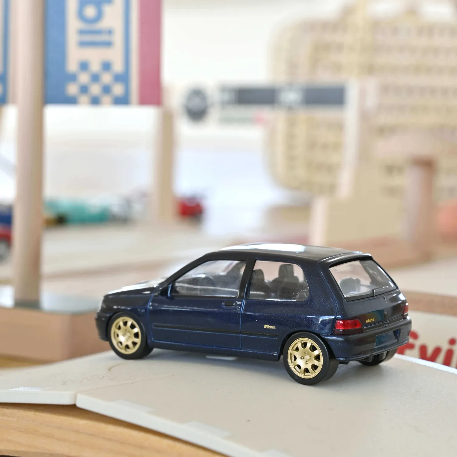 Norev Renault Clio Williams 1993 jet-car 1/43 bleu