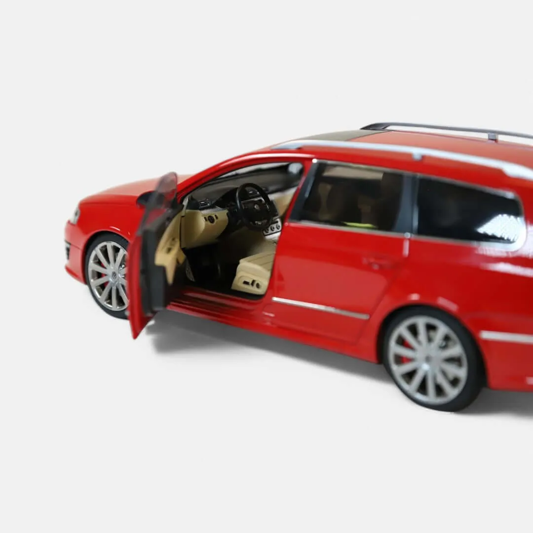 NZG VW Passat R36 break miniature 1:18 bleu biscaya