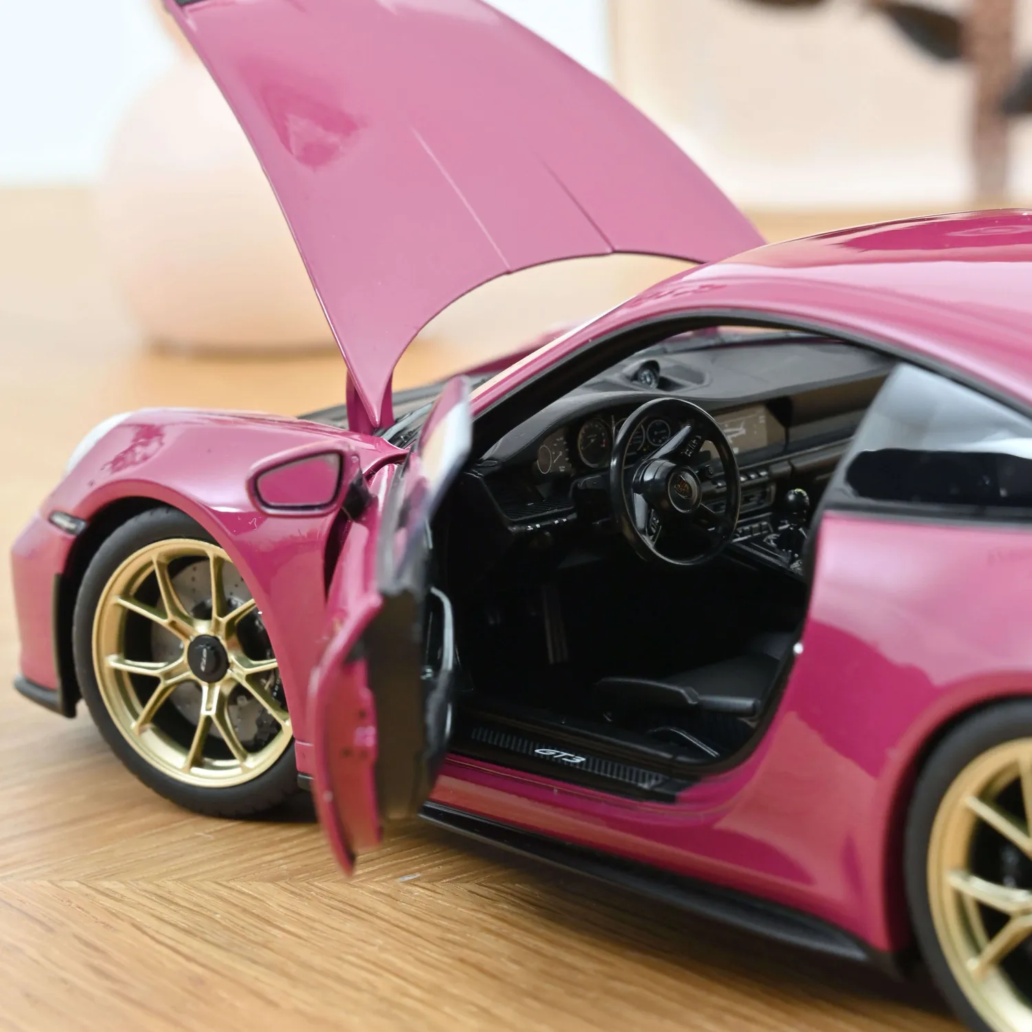 Norev Porsche 911 GT3 2021 miniature 1/18 Ruby Star Neo