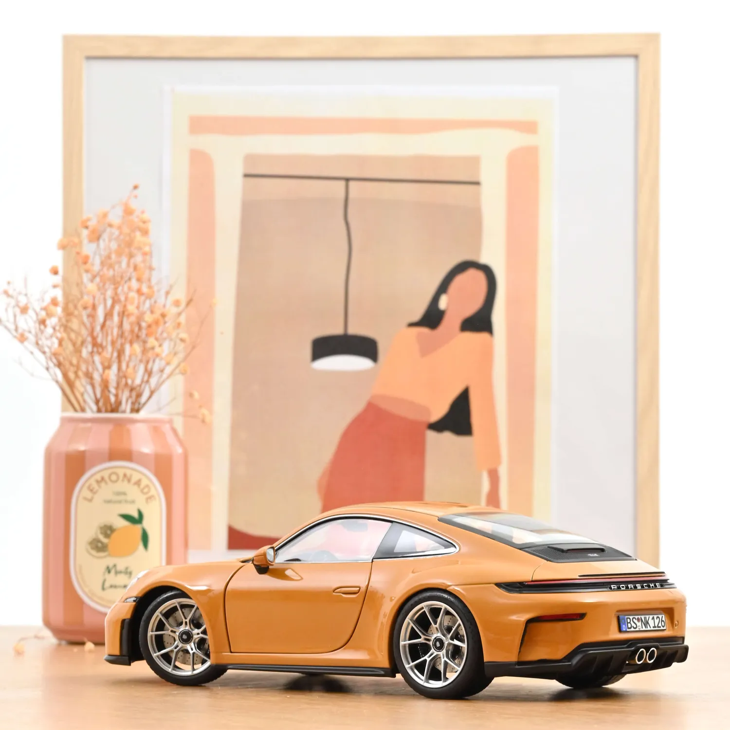 Norev Porsche 911 GT3 Touring 2025 miniature 1/18 Jaune Bahama
